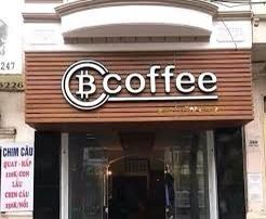 BQC025- Biển B Coffee nền gỗ