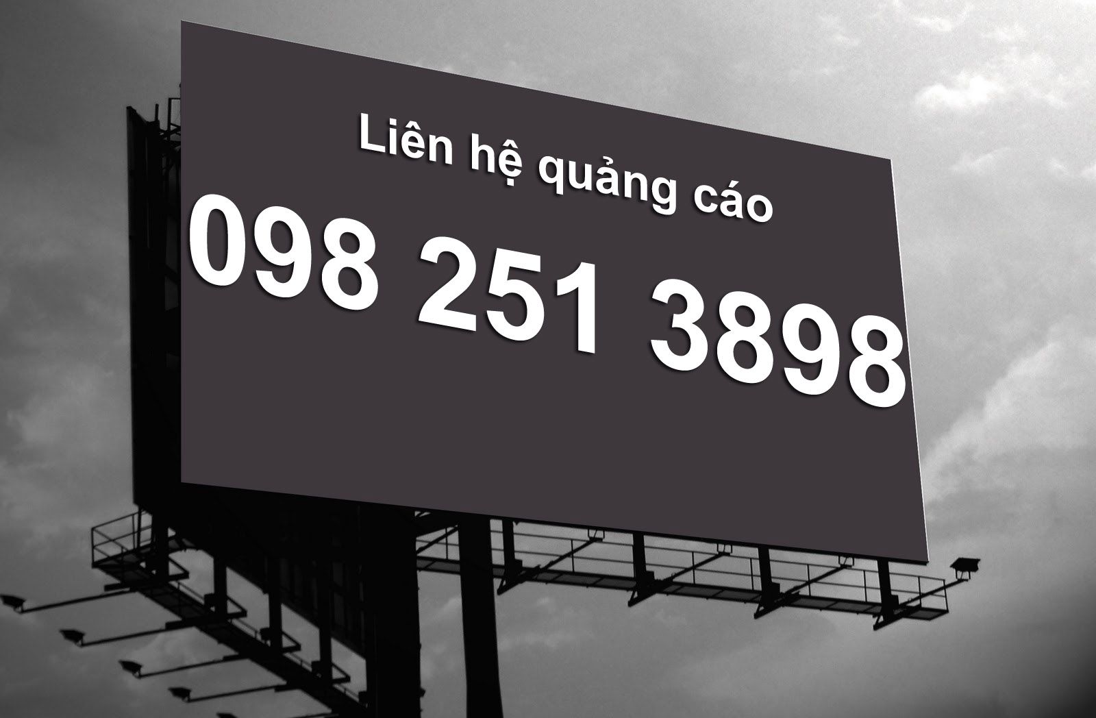 BQC149- Bảng quảng cáo đen chữ trắng