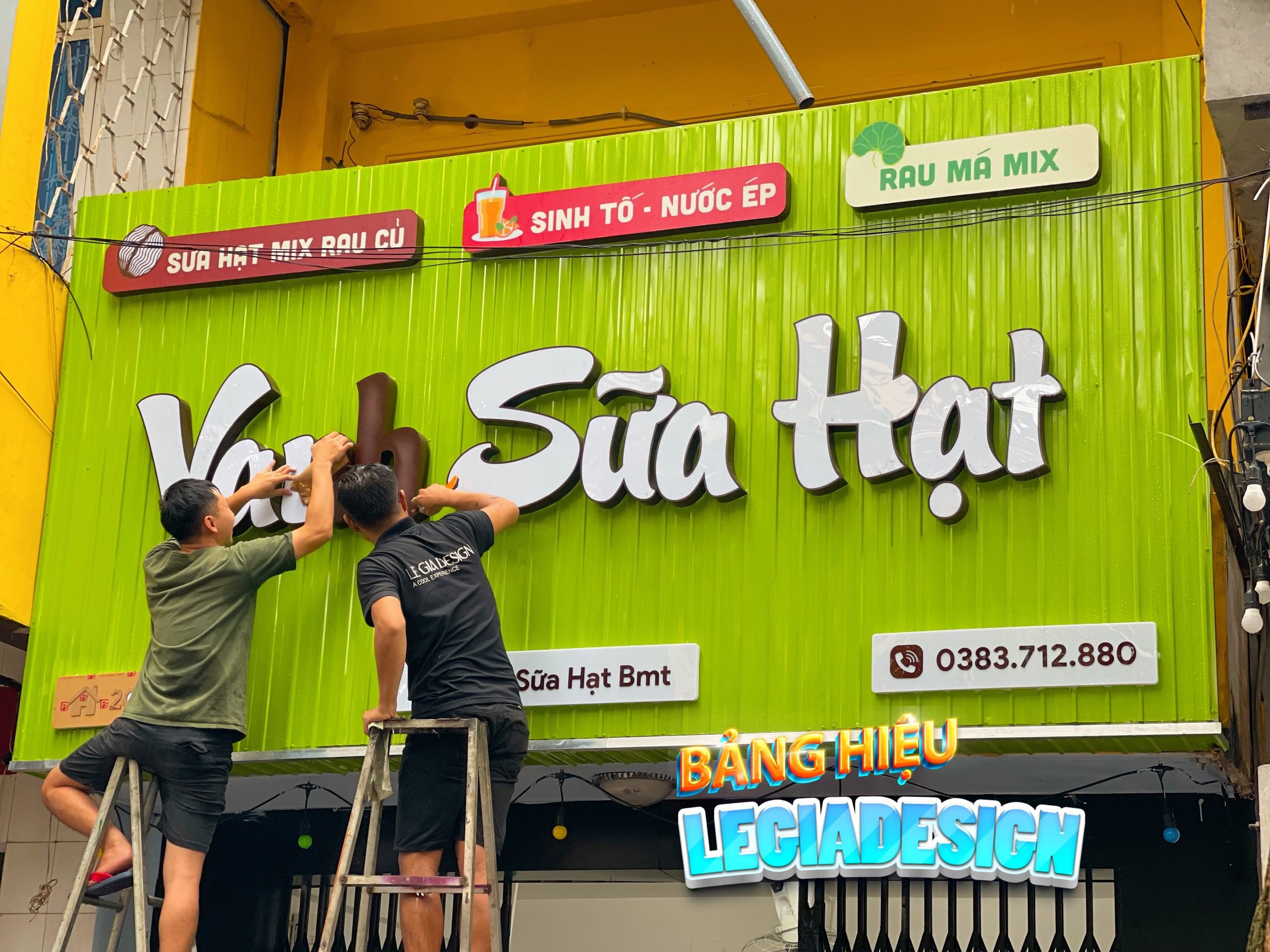 BQC198- Biển hiệu Vị Sữa Thật màu xanh