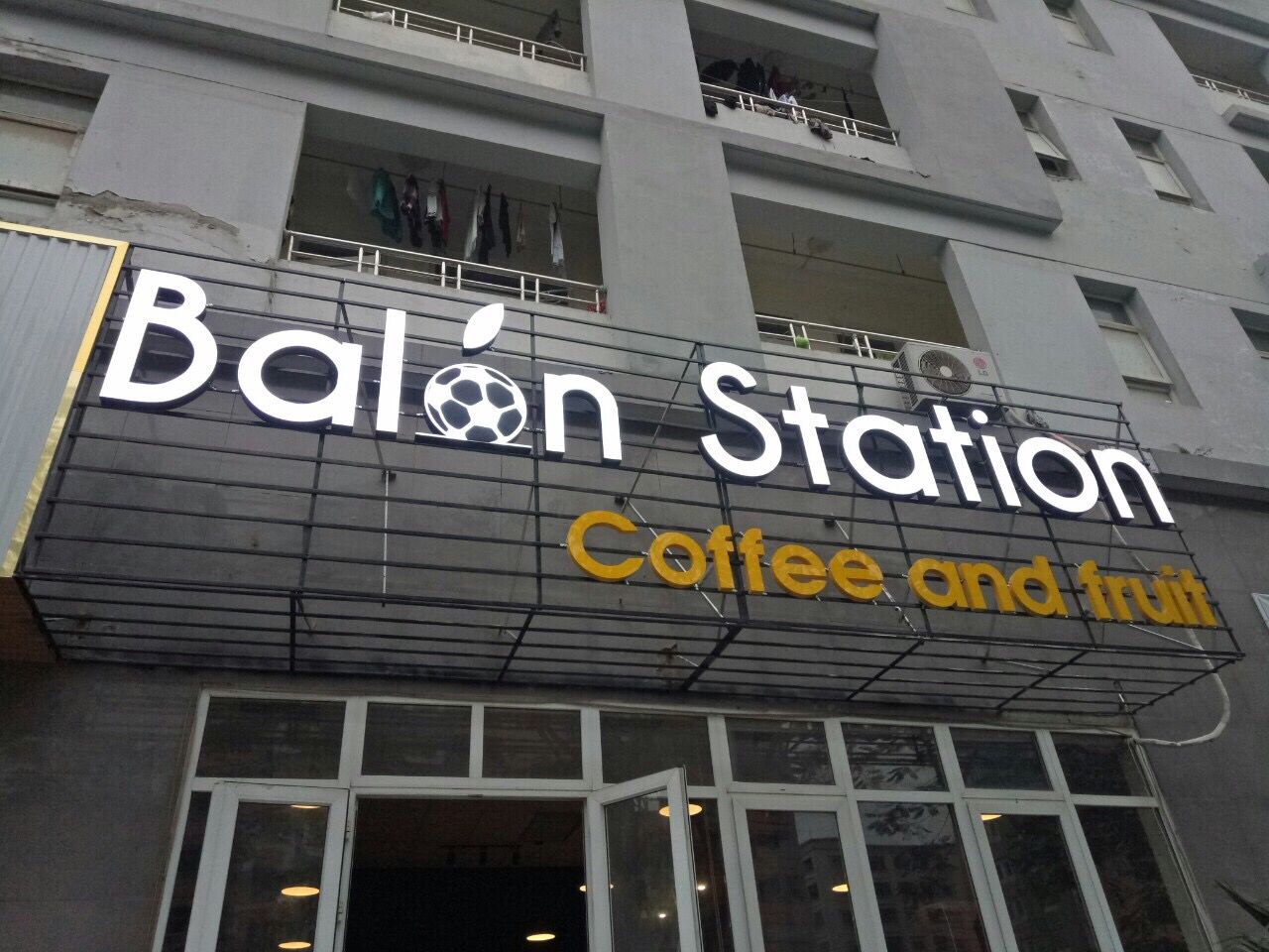 BQC232- Biển hiệu Ballon Station Coffee