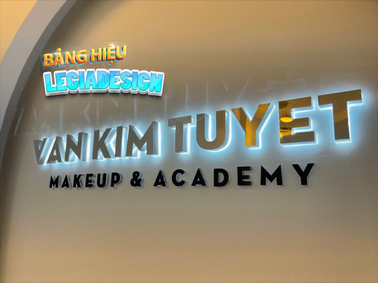 BQC235- Biển hiệu Vân Kim Tuyết Makeup